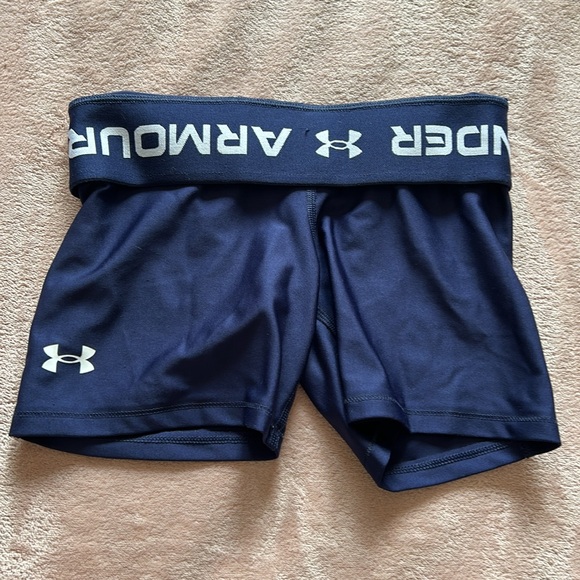 Under armour shorts - Picture 2 of 3